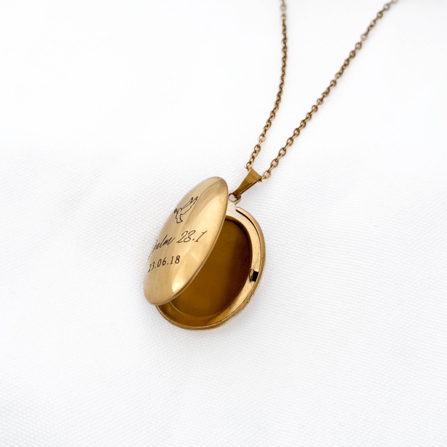 Medaillon Kette personalisiert mit christlicher Gravur Bibelvers und Taufdatum Geschenk zur Taufe