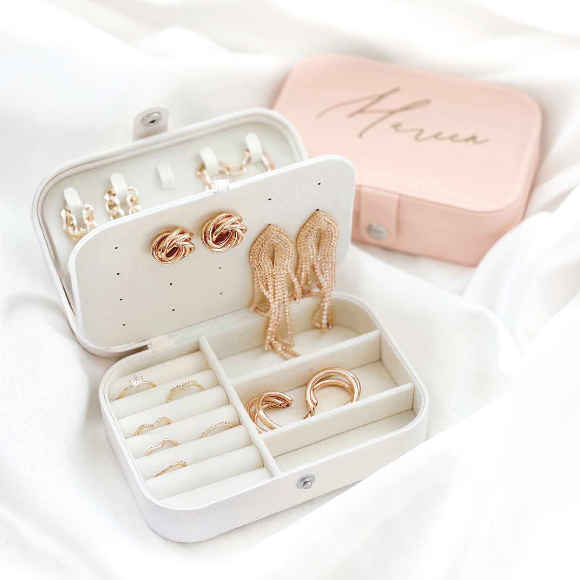 Schmuckbox-mit-Namen-personalisiert